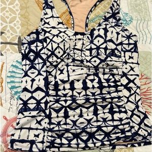 Garnet Hill Tankini Top in a dark blue and white print. Size 16